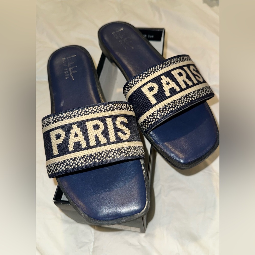 PARIS Nicole Miller Navy Slide Sandals - Women's Casual Slip-On